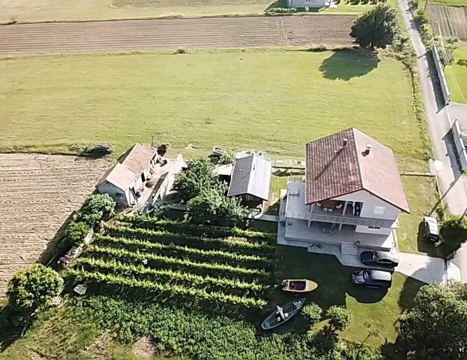 Eko Apartmani Krackovic Golubovci Eksteriør bilde