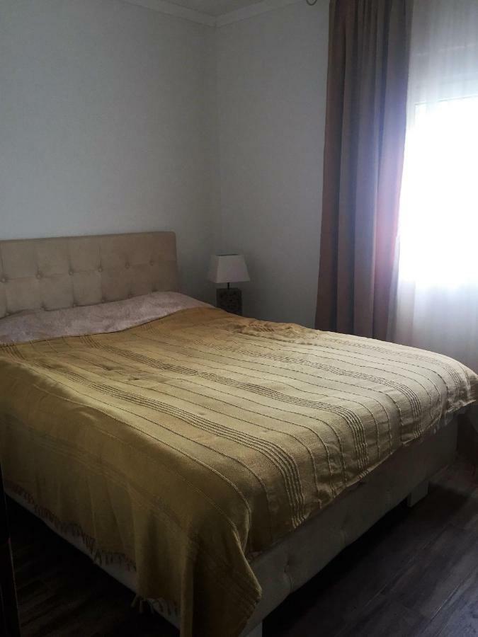 Eko Apartmani Krackovic Golubovci Eksteriør bilde
